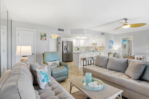 Condo in Sarasota, Florida, 1 bedroom № 2098051 - photo 14