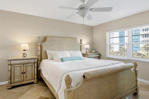 Condo in Sarasota, Florida, 1 bedroom № 2098051 - photo 23