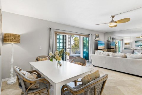 Condo in Sarasota, Florida, 1 bedroom № 2098051 - photo 17