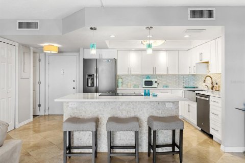 Condo in Sarasota, Florida, 1 bedroom № 2098051 - photo 6
