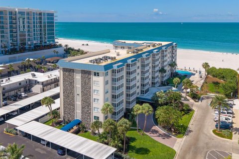 Condo in Sarasota, Florida, 1 bedroom № 2098051 - photo 2