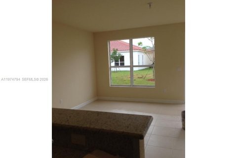 Снять в аренду виллу или дом в Майами, Флорида 4 спальни, № 2036104 - фото 6