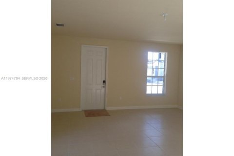 Снять в аренду виллу или дом в Майами, Флорида 4 спальни, № 2036104 - фото 2