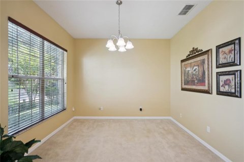 House in Lake Mary, Florida 4 bedrooms, 200.48 sq.m. № 2294629 - photo 4