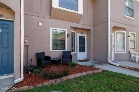 Touwnhouse à vendre à Port Orange, Floride: 2 chambres, 127.93 m2 № 1870231 - photo 3
