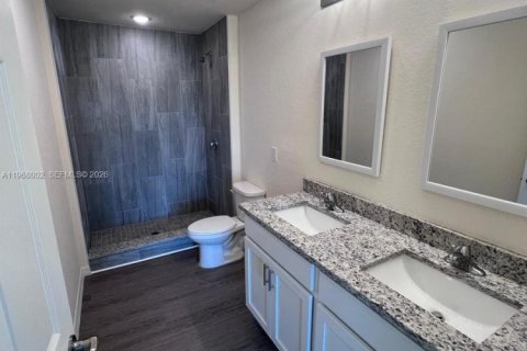 House in Ocala, Florida 3 bedrooms № 2029437 - photo 5