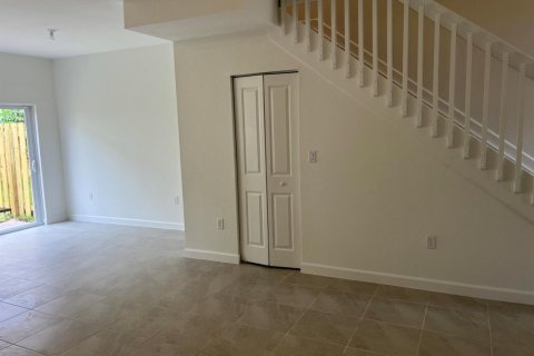 Apartment in Homestead, Florida 3 bedrooms, 123.37 sq.m. № 2177049 - photo 12