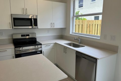 Apartment in Homestead, Florida 3 bedrooms, 123.37 sq.m. № 2177049 - photo 16