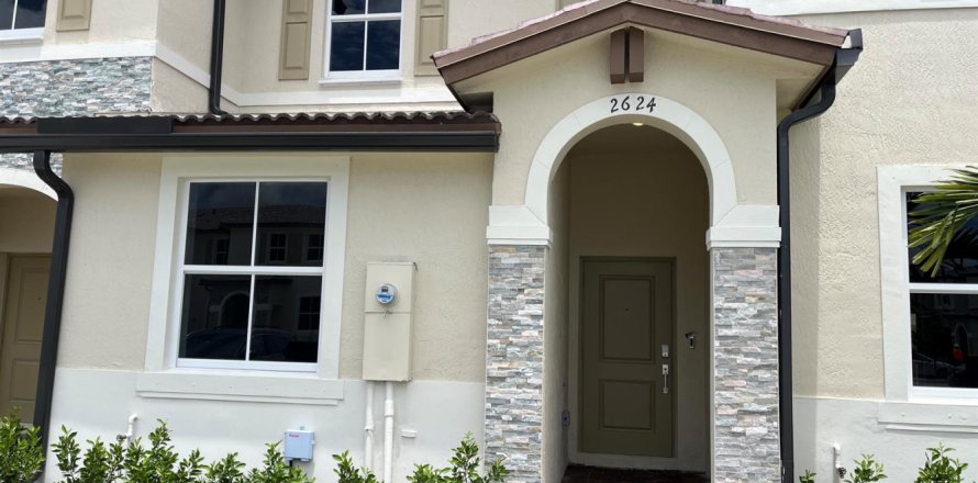 Apartment in Homestead, Florida 3 bedrooms, 123.37 sq.m. № 2177049
