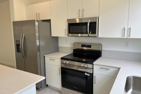 Apartment in Homestead, Florida 3 bedrooms, 123.37 sq.m. № 2177049 - photo 17