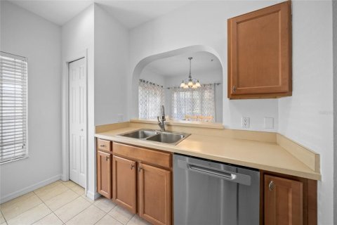Townhouse in Bradenton, Florida 3 bedrooms, 111.48 sq.m. № 2394289 - photo 14