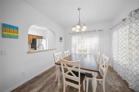 Townhouse in Bradenton, Florida 3 bedrooms, 111.48 sq.m. № 2394289 - photo 8