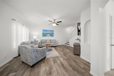 Townhouse in Bradenton, Florida 3 bedrooms, 111.48 sq.m. № 2394289 - photo 5