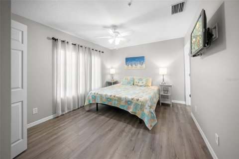 Townhouse in Bradenton, Florida 3 bedrooms, 111.48 sq.m. № 2394289 - photo 21