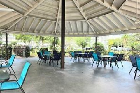 Condominio en venta en Lauderhill, Florida, 2 dormitorios, 102.19 m2 № 1998040 - foto 27