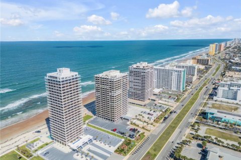 Condominio en venta en Daytona Beach, Florida, 2 dormitorios, 126.35 m2 № 2124888 - foto 4