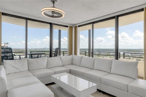 Condominio en venta en Daytona Beach, Florida, 2 dormitorios, 126.35 m2 № 2124888 - foto 13