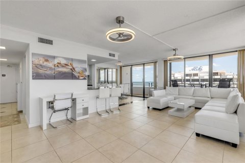 Condominio en venta en Daytona Beach, Florida, 2 dormitorios, 126.35 m2 № 2124888 - foto 12