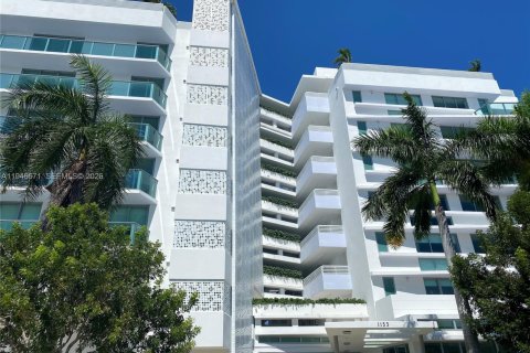 Copropriété à vendre à Bay Harbor Islands, Floride: 2 chambres, 117.06 m2 № 2002639 - photo 4