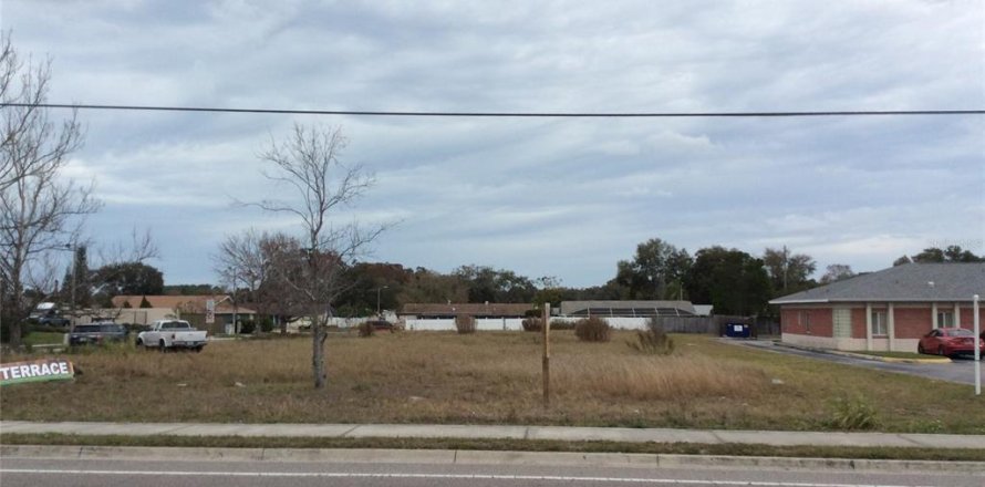 Terreno en New Port Richey, Florida № 968645
