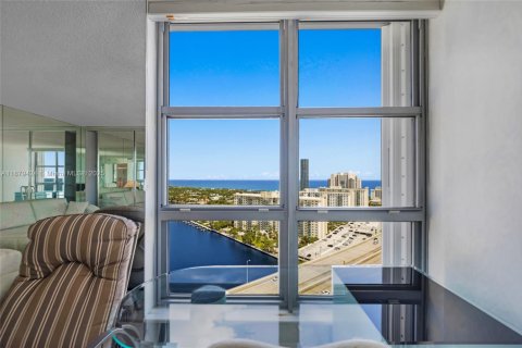 Condominio en venta en Aventura, Florida, 3 dormitorios, 159.98 m2 № 1924615 - foto 18