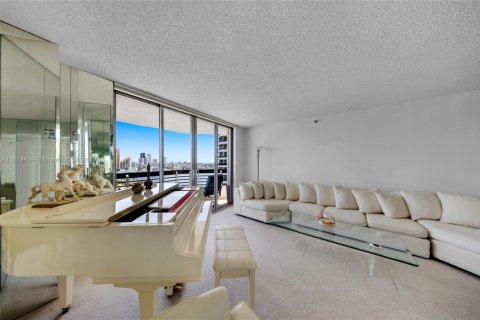 Condominio en venta en Aventura, Florida, 3 dormitorios, 159.98 m2 № 1924615 - foto 6