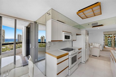 Condominio en venta en Aventura, Florida, 3 dormitorios, 159.98 m2 № 1924615 - foto 13