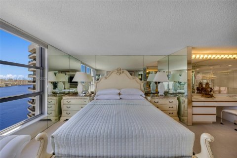 Condominio en venta en Aventura, Florida, 3 dormitorios, 159.98 m2 № 1924615 - foto 28