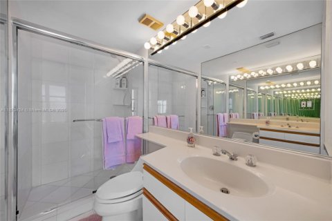 Condominio en venta en Aventura, Florida, 3 dormitorios, 159.98 m2 № 1924615 - foto 19
