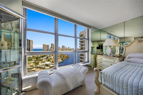 Condominio en venta en Aventura, Florida, 3 dormitorios, 159.98 m2 № 1924615 - foto 29