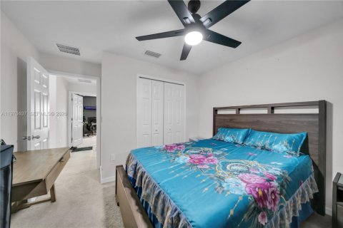 Casa en venta en Cape Coral, Florida, 3 dormitorios, 153.29 m2 № 2031088 - foto 23