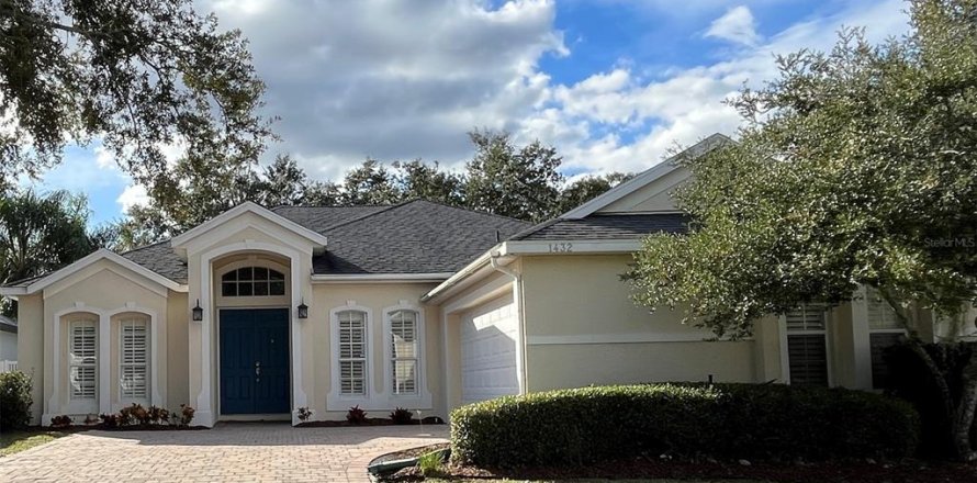 House in Sanford, Florida 3 bedrooms, 186.83 sq.m. № 1744994