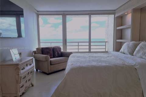 Condo in Boca Raton, Florida, 2 bedrooms  № 1952483 - photo 14