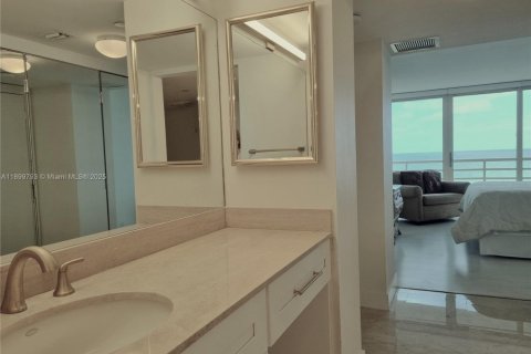 Condo in Boca Raton, Florida, 2 bedrooms  № 1952483 - photo 18