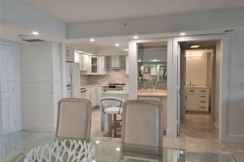 Condo in Boca Raton, Florida, 2 bedrooms  № 1952483 - photo 2