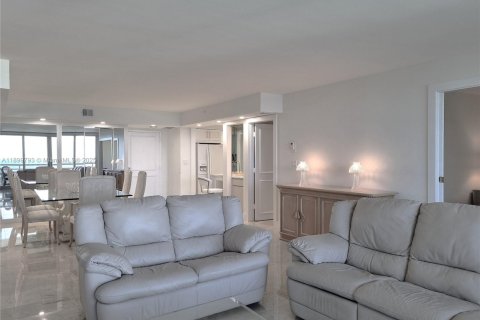Condo in Boca Raton, Florida, 2 bedrooms  № 1952483 - photo 6