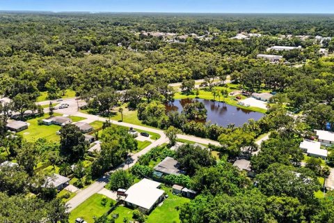 House in New Smyrna Beach, Florida 2 bedrooms, 110.37 sq.m. № 1886261 - photo 13
