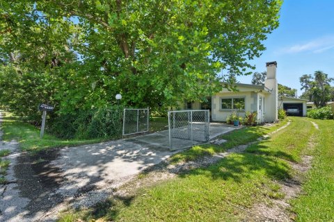 House in New Smyrna Beach, Florida 2 bedrooms, 110.37 sq.m. № 1886261 - photo 19