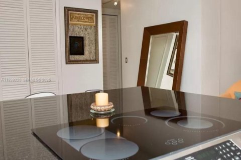 Купить кондоминиум в Майами-Бич, Флорида 1 спальня, 64.1м2, № 1997547 - фото 7