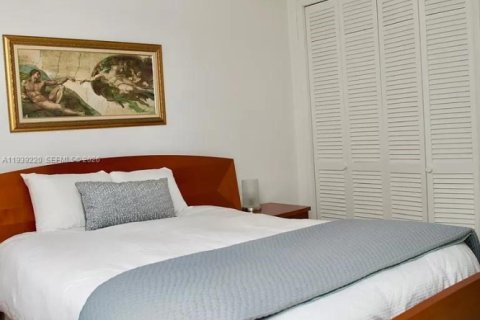 Купить кондоминиум в Майами-Бич, Флорида 1 спальня, 64.1м2, № 1997547 - фото 9