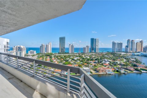 Купить кондоминиум в Авентура, Флорида 2 спальни, 134.43м2, № 1982645 - фото 4
