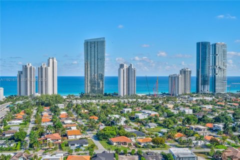 Купить кондоминиум в Авентура, Флорида 2 спальни, 134.43м2, № 1982645 - фото 28