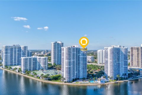 Купить кондоминиум в Авентура, Флорида 2 спальни, 134.43м2, № 1982645 - фото 23