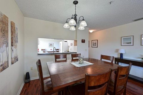 Condo in Bradenton, Florida, 2 bedrooms  № 2205791 - photo 4