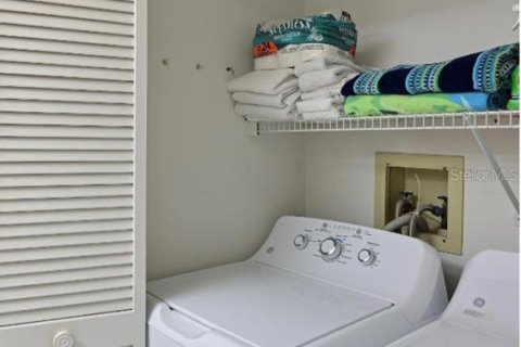 Condo in Bradenton, Florida, 2 bedrooms  № 2205791 - photo 14