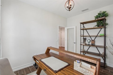 Casa en venta en Wesley Chapel, Florida, 3 dormitorios, 223.15 m2 № 1913861 - foto 14