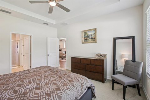 Casa en venta en Wesley Chapel, Florida, 3 dormitorios, 223.15 m2 № 1913861 - foto 18