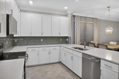 Casa en venta en Lake Worth, Florida, 4 dormitorios, 294.13 m2 № 2381674 - foto 13