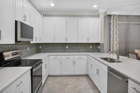 Casa en venta en Lake Worth, Florida, 4 dormitorios, 294.13 m2 № 2381674 - foto 14