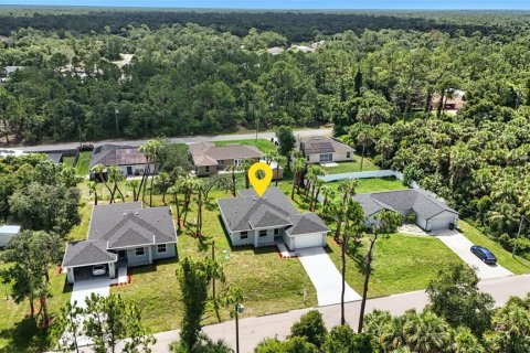 House in North Port, Florida 3 bedrooms, 146.51 sq.m. № 1911516 - photo 7